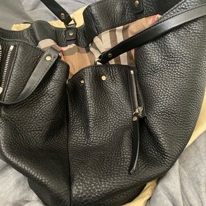 Burberry SOLID BLACK Maidstone Bag